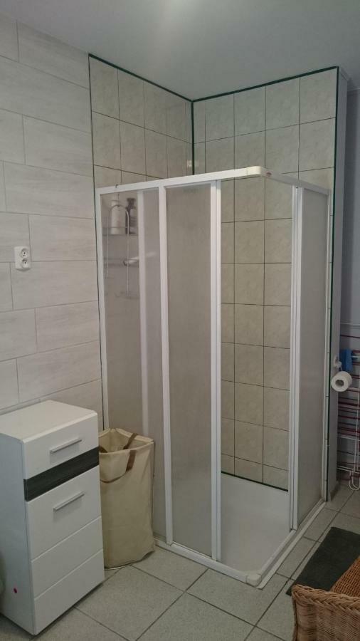 Dworek Szarki Luaran gambar